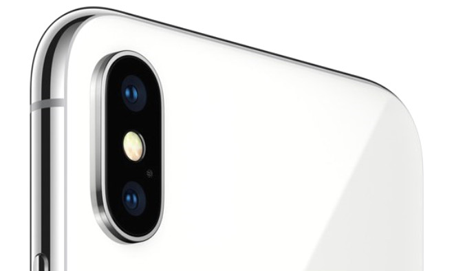 Bu durumun yeni bir örneği Apple'ın 10'uncu yılına özel geliştirdiği ve en pahalı i,Phone modeli olan iPhone X ile karşımıza çıktı. Apple'ın iPhone serisinin 10'uncu yılına özel ürettiği iPhone X kuşkusuz Apple'ın hatırı sayılır oranda gelir beklediği bir ürün. Ancak ABD'de 999 dolardan başlayan fiyatlar ile satılan iPhone X sadece ABD merkezli teknoloji Apple'ın değil Samsung'un da kasasını dolduracak.