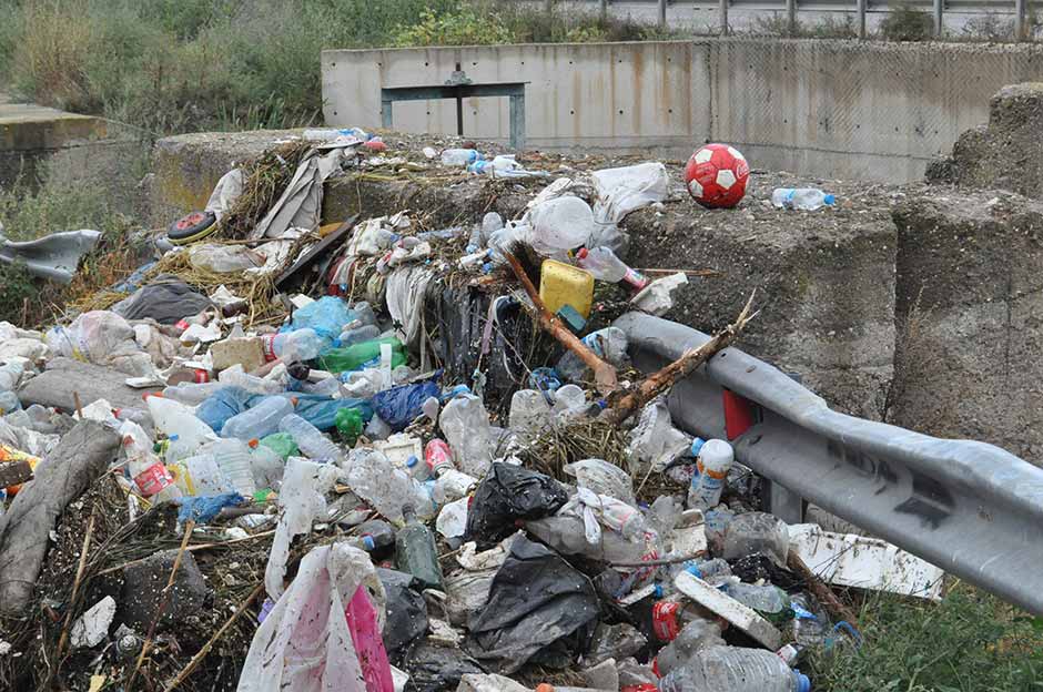 Eskişehir’de bisikletinin sulama kanalı yakınlarında bulunması sonrasında suya düştüğü tahmin edilen 10 yaşındaki Mustafa Enes’in cansız bedenine ulaşıldı. 