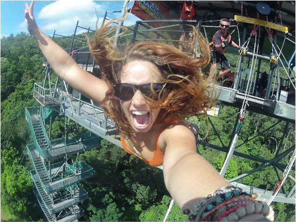 İşte gelmiş geçmiş en tehlikeli selfie kareleri.