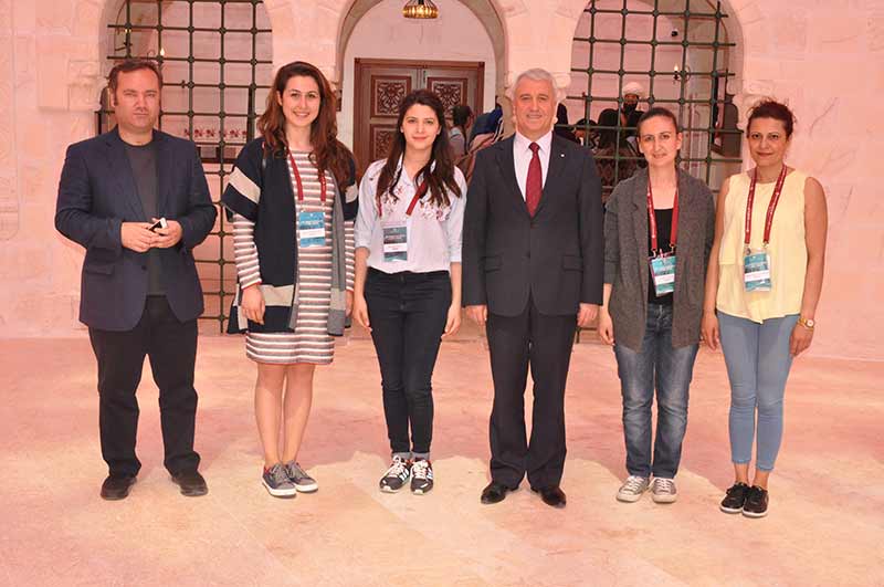 Anadolu Üniversitesi'ne devredilen Sazova'daki Bilim Kültür ve Sanat Merkezi kampuse dönmüş.