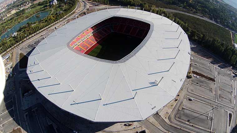 Başbakanlık Toplu Konut İdaresi (TOKİ) Başkanı Mehmet Ergün Turan, TOKİ tarafından Eskişehir'de yapımı tamamlanan 35 bin kapasiteli stadın 30 Kasım'da Gençlik ve Spor Bakanlığına teslim edilip, hizmete gireceğini söyledi.