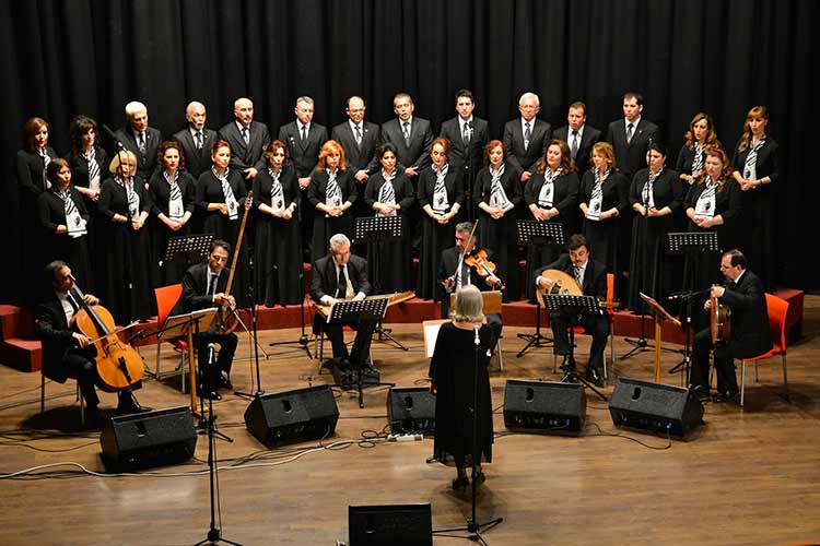 YIL DÖNÜMÜNE ÖZEL KONSER