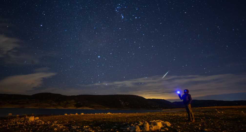 Yılın en iyisi olarak bilinen Geminid (İkizler) meteor yağmuru Eskişehir semalarında seyir zevki yüksek manzaralar sundu. 

Fotoğraflar ve haber: Abdullah Güçlü 