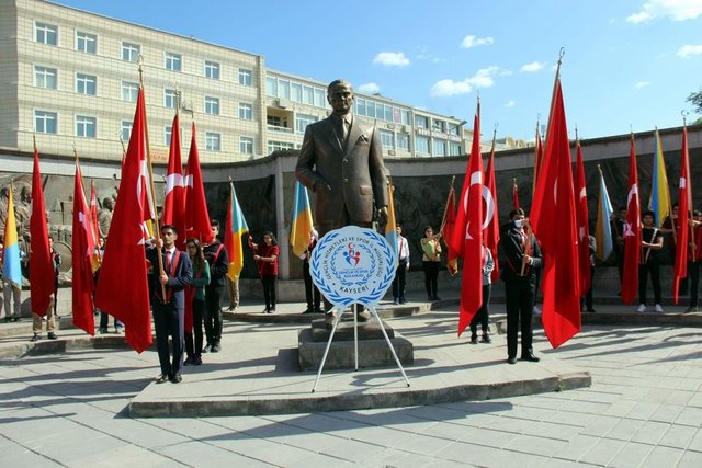 19 Mayıs Atatürk'ü Anma, Gençlik ve Spor Bayramı tüm yurtta coşkuyla kutlandı.