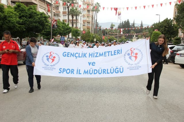 19 Mayıs Atatürk'ü Anma, Gençlik ve Spor Bayramı tüm yurtta coşkuyla kutlandı.