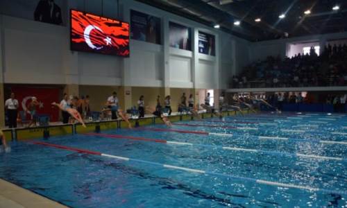 Afyon'da 3 gün boyunca yüzme müsabakaları olacak