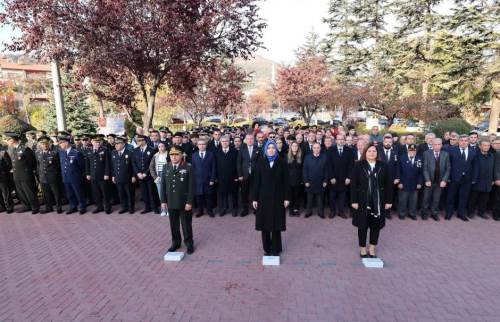 Afyon'da Atatürk'ün ölümünün 86. yılı törenlerle anıldı