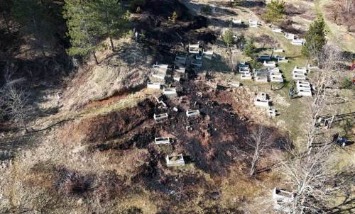 Bolu’da mezarlık yangını: Ekipler zamanla yarıştı