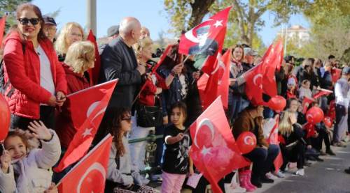 Cumhuriyet kenti Eskişehir'de 101. yıl coşkusu!