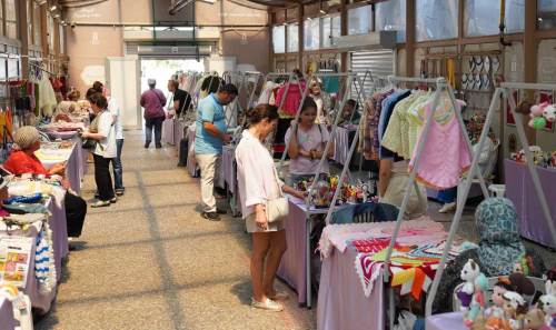 Eskişehir'de "Hanımeli Sokağı" kadınlara büyük destek!