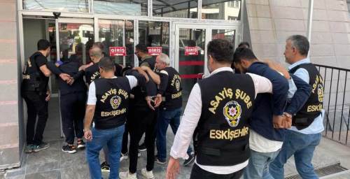 Eskişehir'de asker eğlencesinde polise zorluk çıkarmışlardı, artık serbestler!