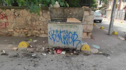 Eskişehir'de çöp kokusu mahalleyi bezdirdi!