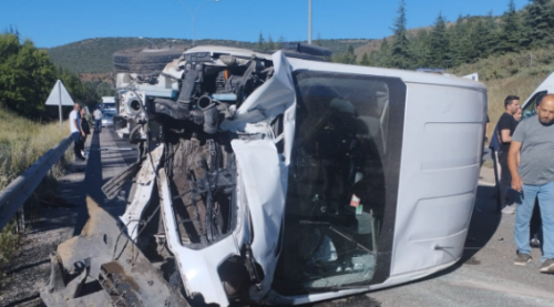 Eskişehir'de feci minibüs kazası: Çok sayıda yaralı var!
