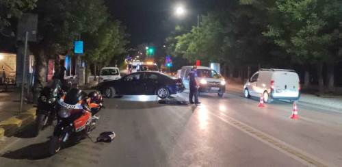 Eskişehir'de motosiklet ve otomobil kaza yaptı!