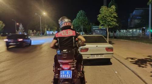 Eskişehir'de polis ekipleri uyuşturucu madde ele geçirdi