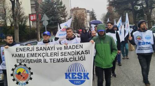 Eskişehir'deki kamu emekçileri her gün eriyen maaşlara ses çıkarıyor!