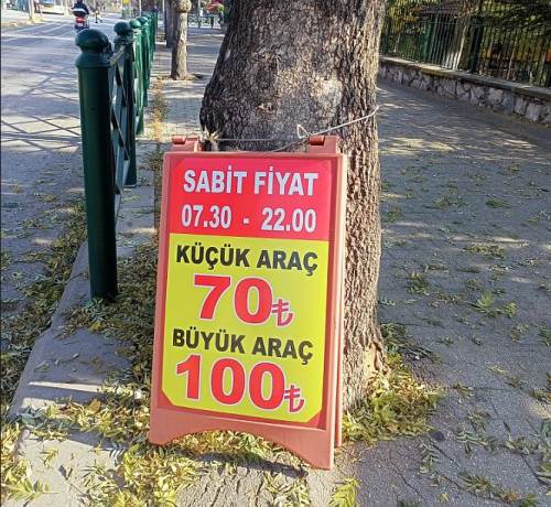 Eskişehir'deki otoparkta sabit fiyat ücreti dikkat çekti