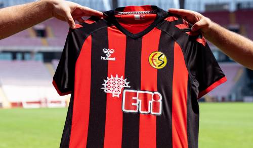 Eskişehirspor'un yeni formaları satış rekoru kırdı!