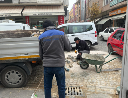 Eskşehir Odunpazarı Belediyesi durmadan çalışıyor