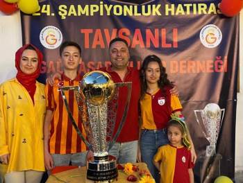 Galatasaray’In 24. Şampiyonluk Kupası Tavşanlı Halkıyla Buluştu
