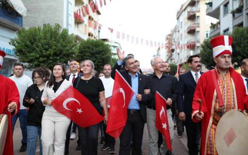 Gemlik’in düşman işgalinden kurtuluşunun 102. yılı coşkuyla kutlandı