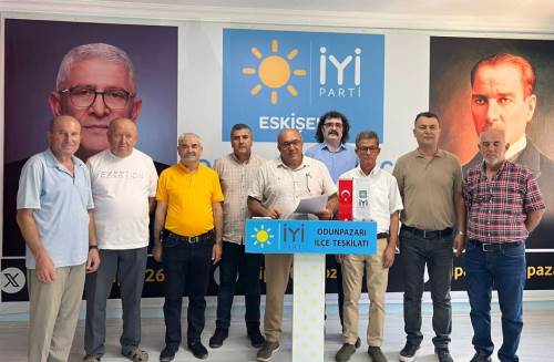 İyi Parti Eskişehir haftalık basın toplantısını gerçekleştirdi