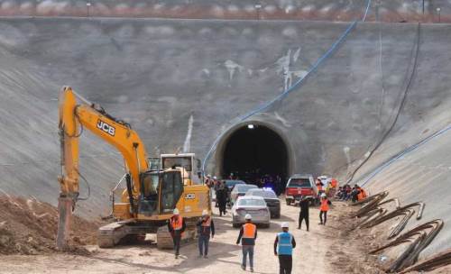 Kayseri'de hızlı tren şantiyesinden acı haber: 1 işçi öldü, 1 yaralı!