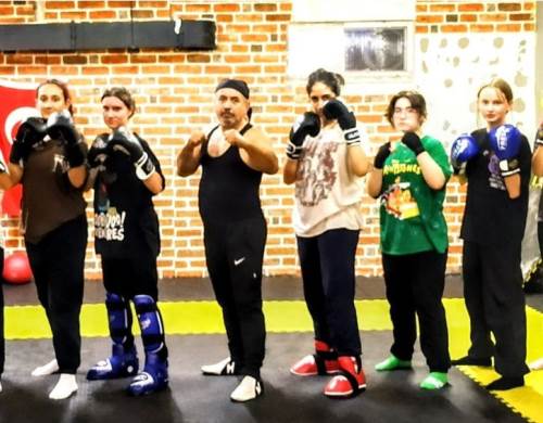 Kickboks hocasından ailelere önemli bilgilendirme!