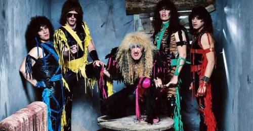 Rock'ın Işıltılı Yüzü: Glam Metal’in En İyi 10 Grubu