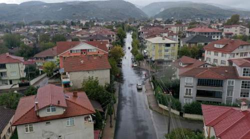 Sakarya'da 3 mahalleyi bağalayan hat yenilendi