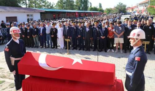 Somali'de şehit olan Uzman Çavuş Seydi Ünlü Eskişehir'de uğurlandı!