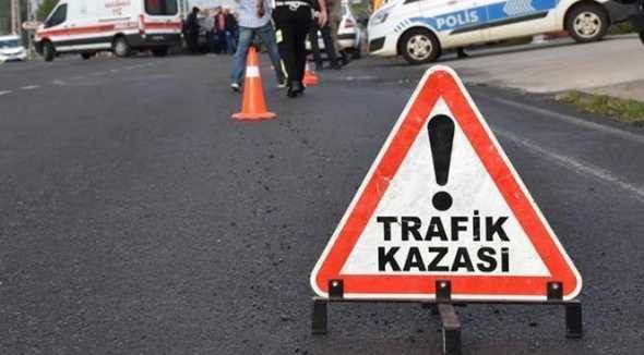 Afyonkarahisar'da trafik kazası: 3'ü çocuk 5 kişi yaralandı!