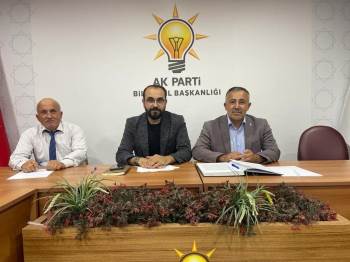 Ak Parti Merkez İlçe Başkanlığı Toplantısında Yerel Seçimler Ele Alındı
