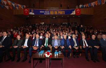 AK Parti Serdivan Kongresi'nde Başkan Alemdar'dan Hizmet Vurgusu