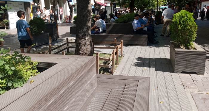 Aman dikkat: Eskişehir'de sıcaklık 40 dereceyi buldu!