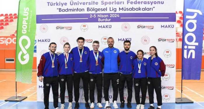 Anadolu Üniversitesi Badminton Takımı Süper Lige yükseldi