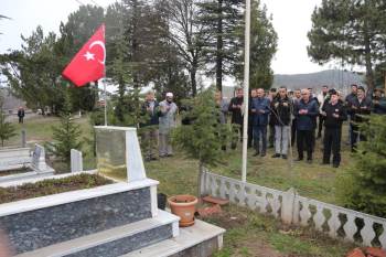 Ankara’Daki Bombalı Saldırıda Hayatını Kaybeden Mehmet Emre Çakar Domaniç’Te Anıldı
