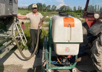 Aslanapa’Da Meralara Sıvı Gübre Ve Hümik Asit Uygulaması
