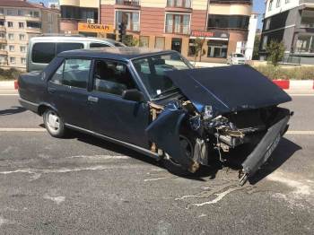 Bilecik’Te Meydana Gelen Trafik Kazasında 1 Kişi Yaralandı
