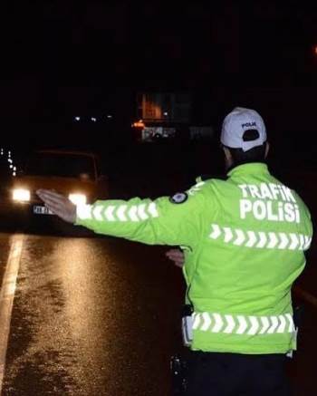 Bilecik’Te Yapılan Trafik Denetimlerinde 68 Araç Sürücüsüne Ceza Yazılırken 1 Araç Trafikten Men Edildi
