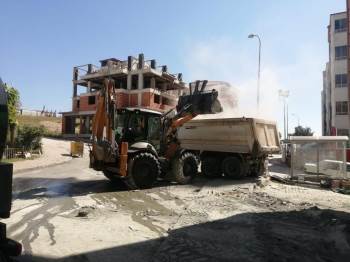 Bilecik’Te Yaşanan Feci Kaza Sonrası İl Özel İdaresi Ekipleri Temizlik Çalışması Yaptı
