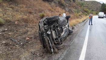 Bolu'da Yağışlı Hava Kazalara Yol Açtı: 1 Yaralı