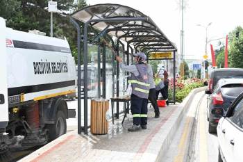 Boztram İstasyonlarında Temizlik Çalışmaları
