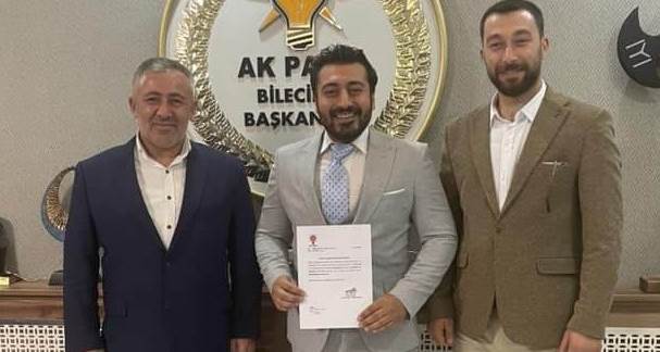  Bozüyük'te AK Parti bayrak değiştirdi