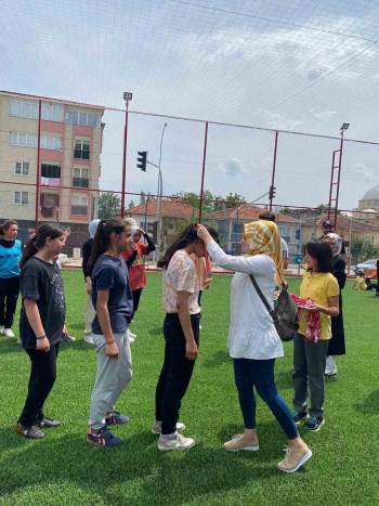 Cengiz Topel Ortaokulu Gölpazarı Ortaokullar Arası Futbol Turnuvası’Nda Şampiyon Oldu
