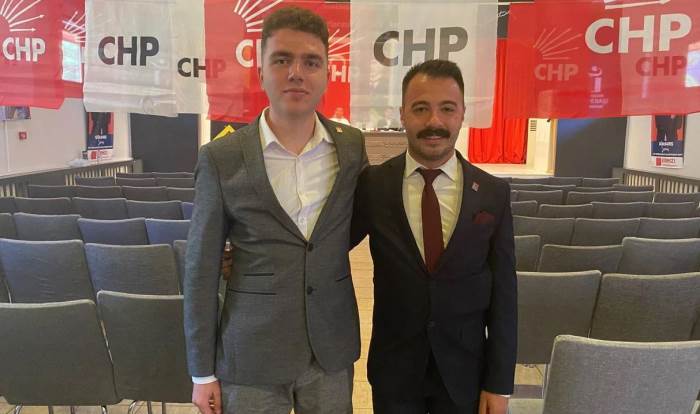 CHP Tepebaşı gençlik kollarında adaylar yarışıyor!