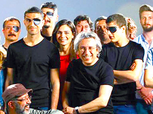 Can Dündar'dan Gezi Belgeseli: Gözdağı