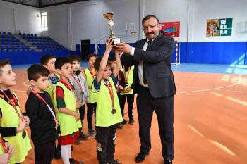 Emet Belediyesinden Futsal Turnuvası
