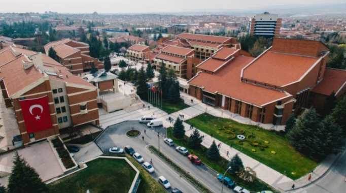 Eskişehir Anadolu Üniversitesi’nde “döner” depremi!