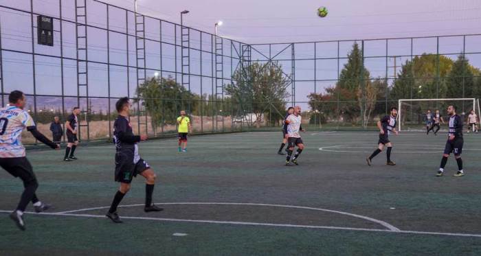 Eskişehir'de “Cumhuriyet Kupası” futbol turnuvası başladı